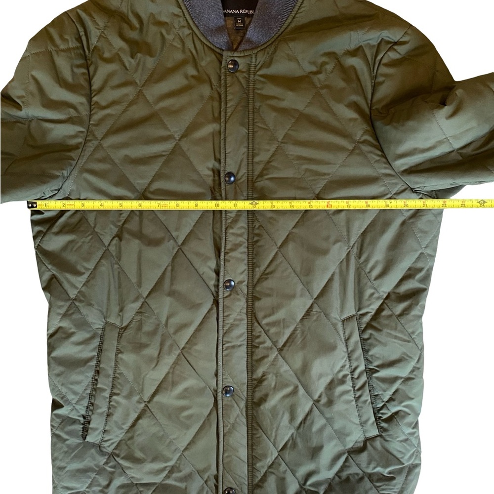 Banana Republic TALL Water Resistant Quilted Bomber Jacket - Size Medium Tall - Picture 8 of 14